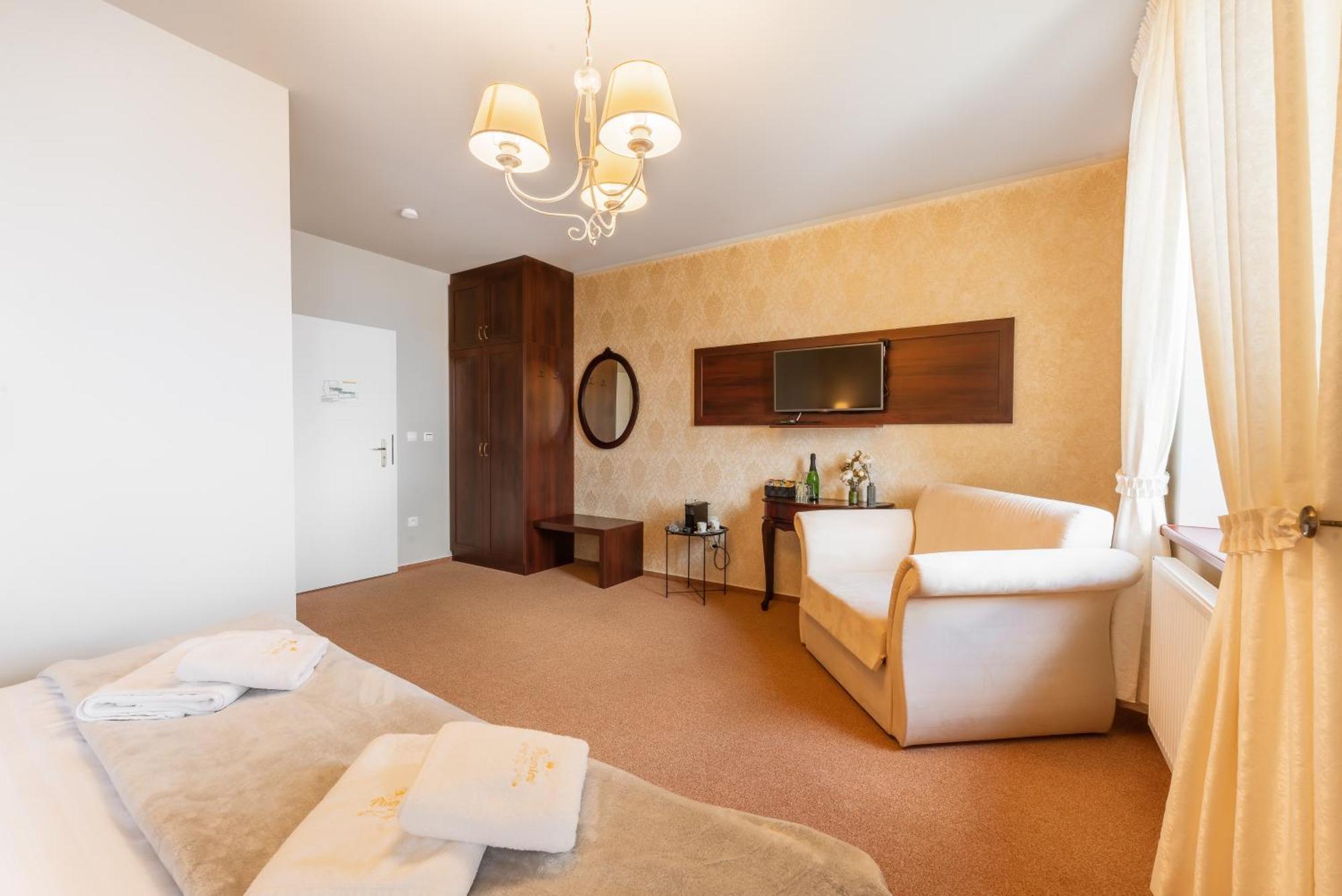 Hotel Plumlov Mostkovice Eksteriør bilde
